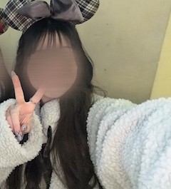 プロフィール写真4・しずく｜Shula'na Sports Concept Bar・シュラーナ - 池袋西口(北)のガールズバー