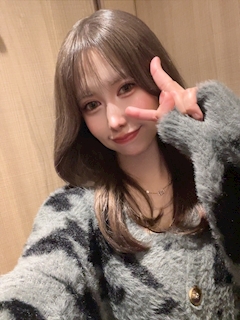 えみ🦊【錦糸町 CHEERS】「はじめまして👧🏻🧡💛」