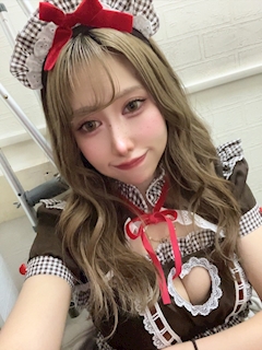 えみ🦊【錦糸町 CHEERS】「😪😟👦🏻」