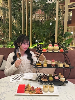 プロフィール写真3・もも｜Girl's Bar Cherry ・チェリー - 神楽坂・飯田橋のガールズバー