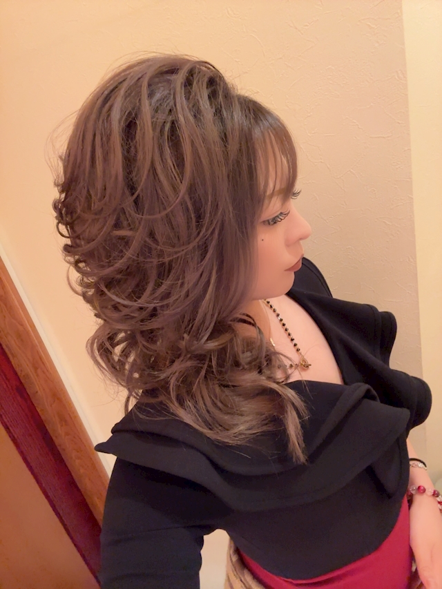 こはく ELUMINA