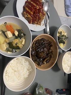 ゆう「料理🍳🔥」