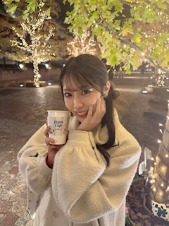 プロフィール写真2・しおり|コンカフェ&ラウンジ Hi-Potion・ハイポーション - 池袋東口のコンカフェ
