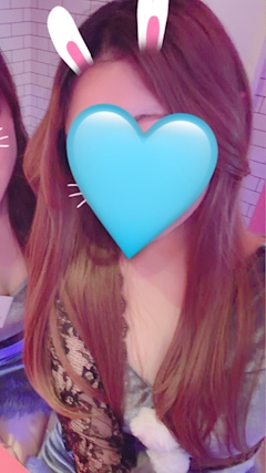 プロフィール写真1・あすか🐺オオカミちゃんカフェ梅田店🐺｜オオカミちゃんカフェ梅田店 - 梅田のガールズバー