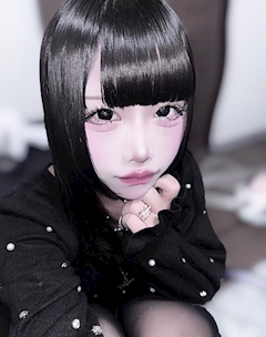 ろみ😈「出勤でつ^_^」