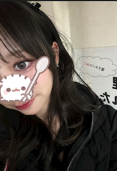 プロフィール写真3・れい｜Atom la devilu・アトムラデビル - 大森駅東口のガールズバー