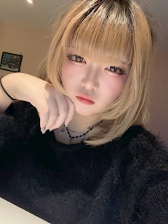 プロフィール写真5・れお｜GIRLS BAR MONET・モネ - 町田のガールズバー