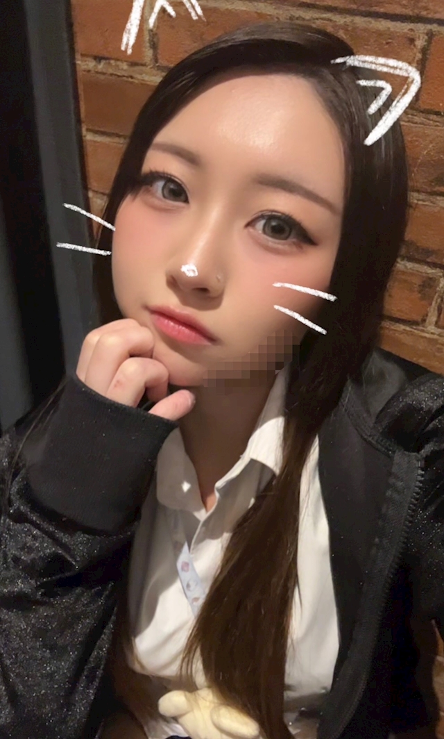 えみり GIRL’S BAR module