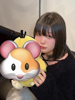 プロフィール写真2・もも｜ゆるパカBAR L'ei・レイ - ミナミのガールズバー