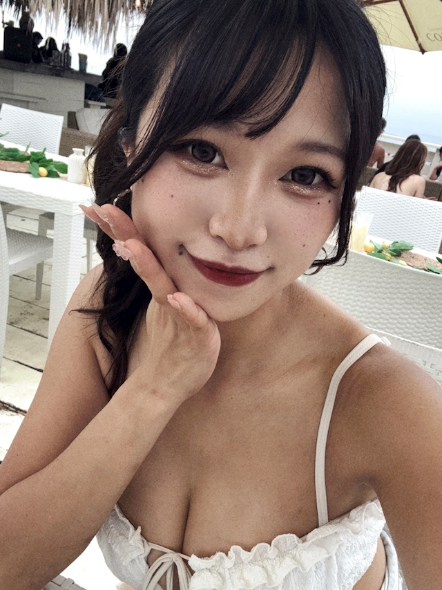 まいか🧸🖤 焼肉とバニーガール 池袋西口店
