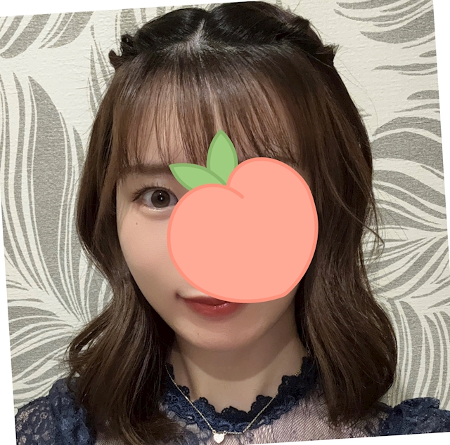 ももな Lounge Variente