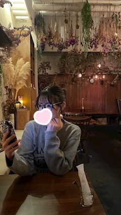 プロフィール写真2・ぴーち｜スナック つまみグイ - 中洲のスナック