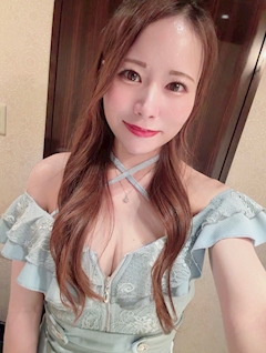 プロフィール写真1・さな|梅田 熟女キャバクラ・玉響(たまゆら)