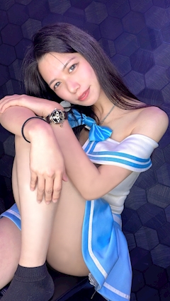 プロフィール写真3・なつめ【BAR ONE】｜Bar ONE・ワン - 池袋西口のガールズバー