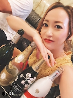 プロフィール写真6・みつき｜Days別庭・デイズ ベッテイ - 中洲のスナック