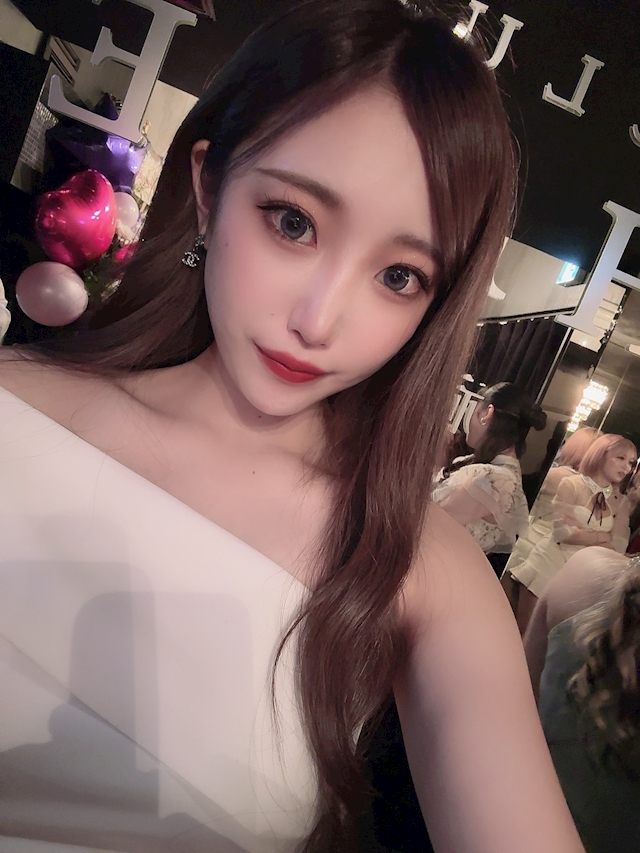 プロフィール写真1・泉　えま｜祇園 キャバクラ・シェア