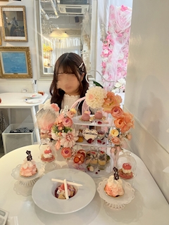 プロフィール写真1・りあ｜Girl's Bar dimple 六本木店・ディンプル - 六本木のガールズバー