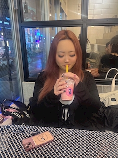 プロフィール写真7・りさ【BAR ONE】|Bar ONE・ワン - 池袋西口のガールズバー