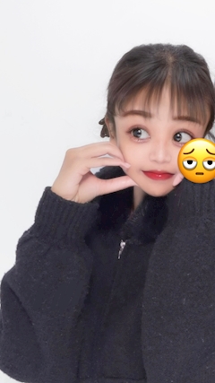 もにか🌺一撃必札「32) 何億光年ぶりなの」