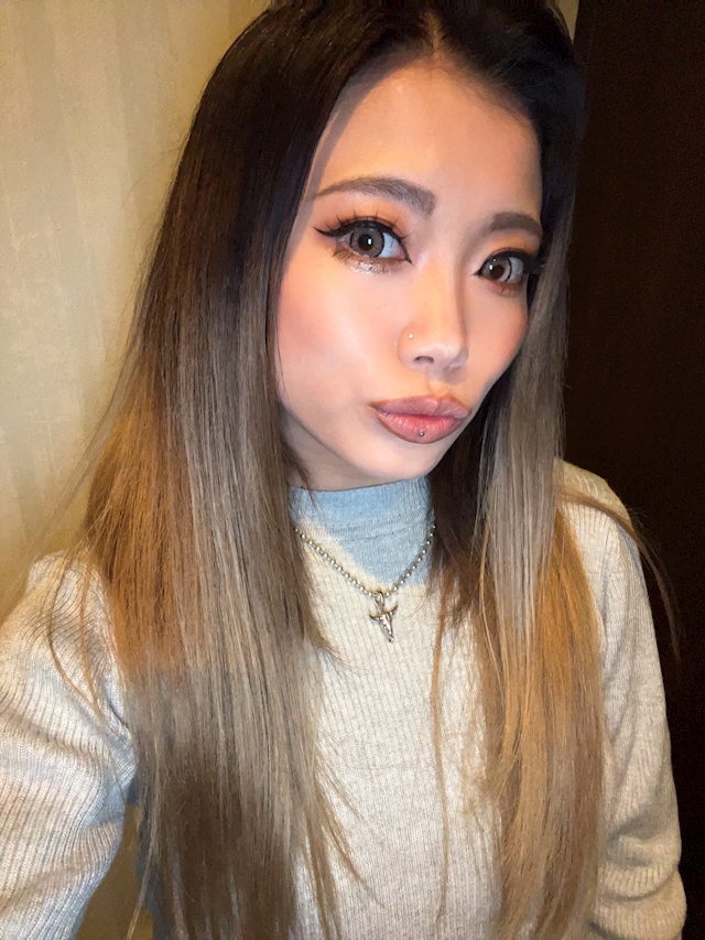 チャッキー Girl's Bar &Darts Belle・ベルエ - 津田沼のガールズバー