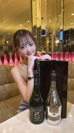 プロフィール写真5・もも｜club 翡翠 竹ノ塚店・クラブヒスイ - 竹ノ塚のキャバクラ