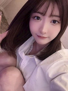 プロフィール写真2・ろな|Girls Bar Andalucia・アンダルシア - 中野新橋のガールズバー