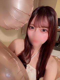 白雪 ゆら