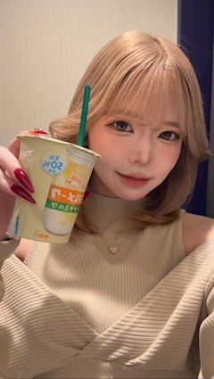 プロフィール写真2・ひかる🍯💛｜Honey Bee・ハニービー - 新橋・烏森口のガールズバー