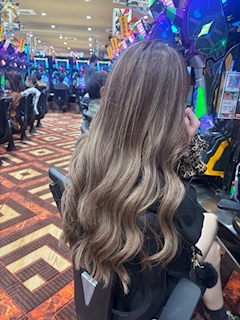プロフィール写真2・𝐑𝐢𝐫𝐢𝐚｜New Club 唯・ニュー クラブ ユイ - 大村市・本町のキャバクラ