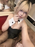 新人バニーえま