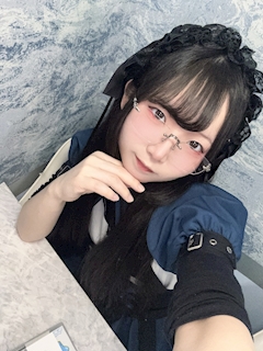 ハチ「朝活⏰☀️𓈒𓂂𓏸(ではない)」