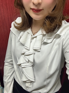 プロフィール写真1・まる｜Wine Girl's Bar Ma Cherie・マシェリ - 銀座/新橋のガールズバー