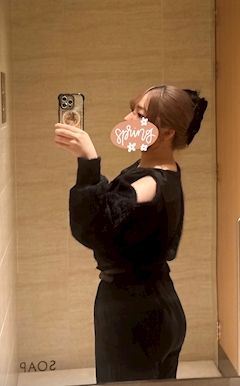 プロフィール写真4・みはる🍒神楽坂Cherry🍒|Girl's Bar Cherry ・チェリー - 神楽坂・飯田橋のガールズバー