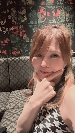 プロフィール写真2・はる｜楽GAKU 金山本店・ガク - 名古屋 金山の熟女パブ/熟女キャバクラ