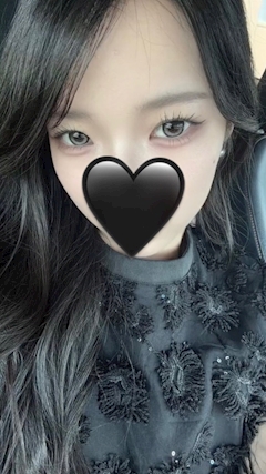 👽