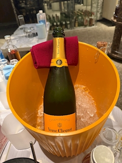 いちか シュシュ新橋烏森口店