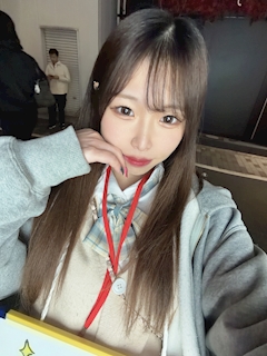 プロフィール写真2・かえで|すくーるぱれっと - 宗右衛門町のガールズバー