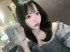 プロフィール写真3・ゆり【おおかみ🐺🤍】|おおかみなんかこわくない!! - 横浜西口のコンカフェ