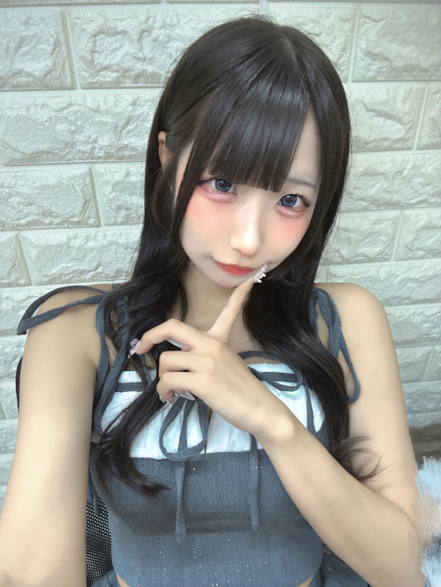 にこ