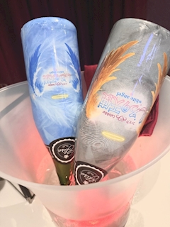 ゆりあ「はじめまして！」