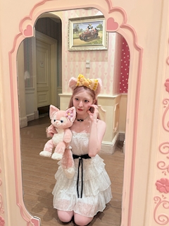 プロフィール写真3・しほ|Olive IKB・オリーブ池袋店・オリーブ・アイケービー - 池袋西口のキャバクラ