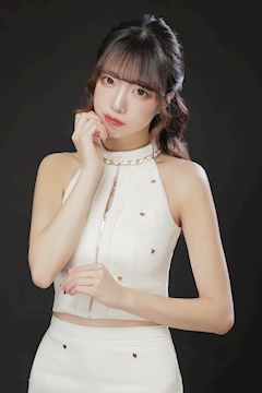 プロフィール写真3・まう｜CLUB BEZEL・ベゼル - 名古屋 錦のキャバクラ