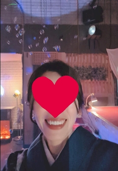 プロフィール写真6・八戸結愛|CLUB ROYAL・ロイヤル - 中洲の熟女キャバクラ