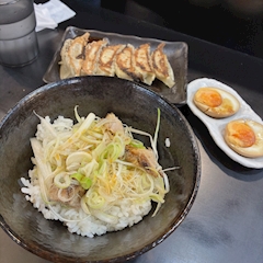 まりな