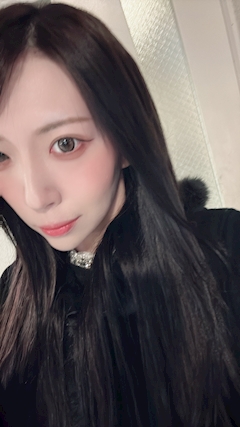 プロフィール写真3・すずね｜EAST HONEY・イーストハニー - 京橋のキャバクラ