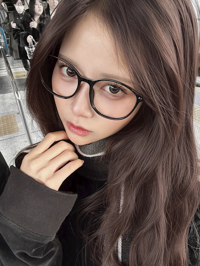 プロフィール写真6・べる　はちくろ｜