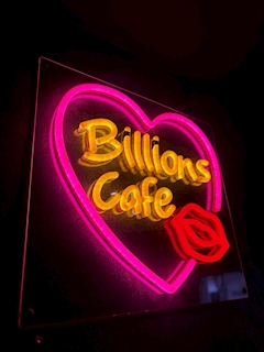 プロフィール写真2・みやび｜BILLION'S CAFE・ビリオンズカフェ - 大久保のガールズバー