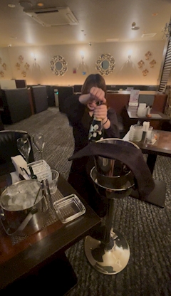 つばさ「🍾✨」