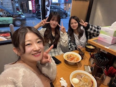 🐶かな🐶新橋カラオケスナックon💜「おはよ。」