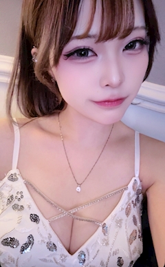 プロフィール写真8・叶月 あさ|鹿児島/天文館/キャバクラ/EMIRAI エミライ